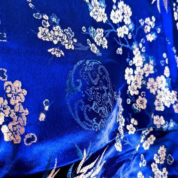 Chinese Shirt Cheongsam Qipao - Picture 4 of 6